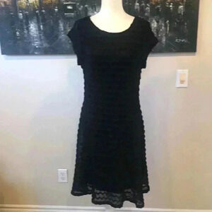 Sharagano Black Sheer Lace Fit and Flare Cap Sleeved Midi Dress-Size 14